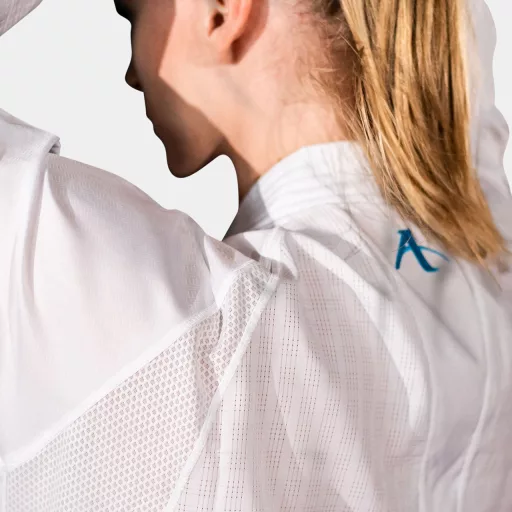 Arawaza Onyx Oxygen PREMIERE LEAGUE WKF kumite karate ruha 170 cm, kék hímzéssel