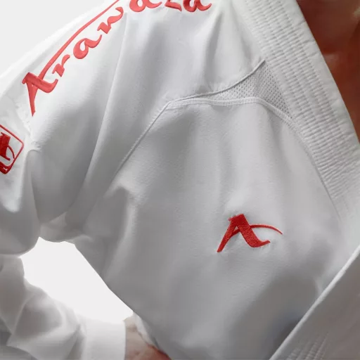 Arawaza Onyx Zero Gravity PREMIERE LEAGUE WKF kumite karate ruha 180 cm, piros hímzéssel